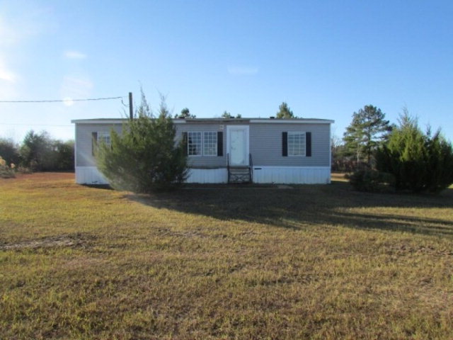 586 Nobles Road Cottonwood, AL 36320 - Photo 1 of 1 Main View