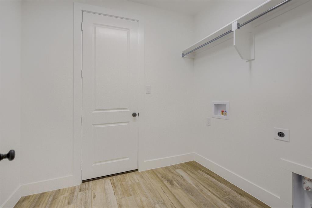 242 Buffalo Boulevard Rhome, TX 76078 - Photo 20 of 28 a view of an empty room