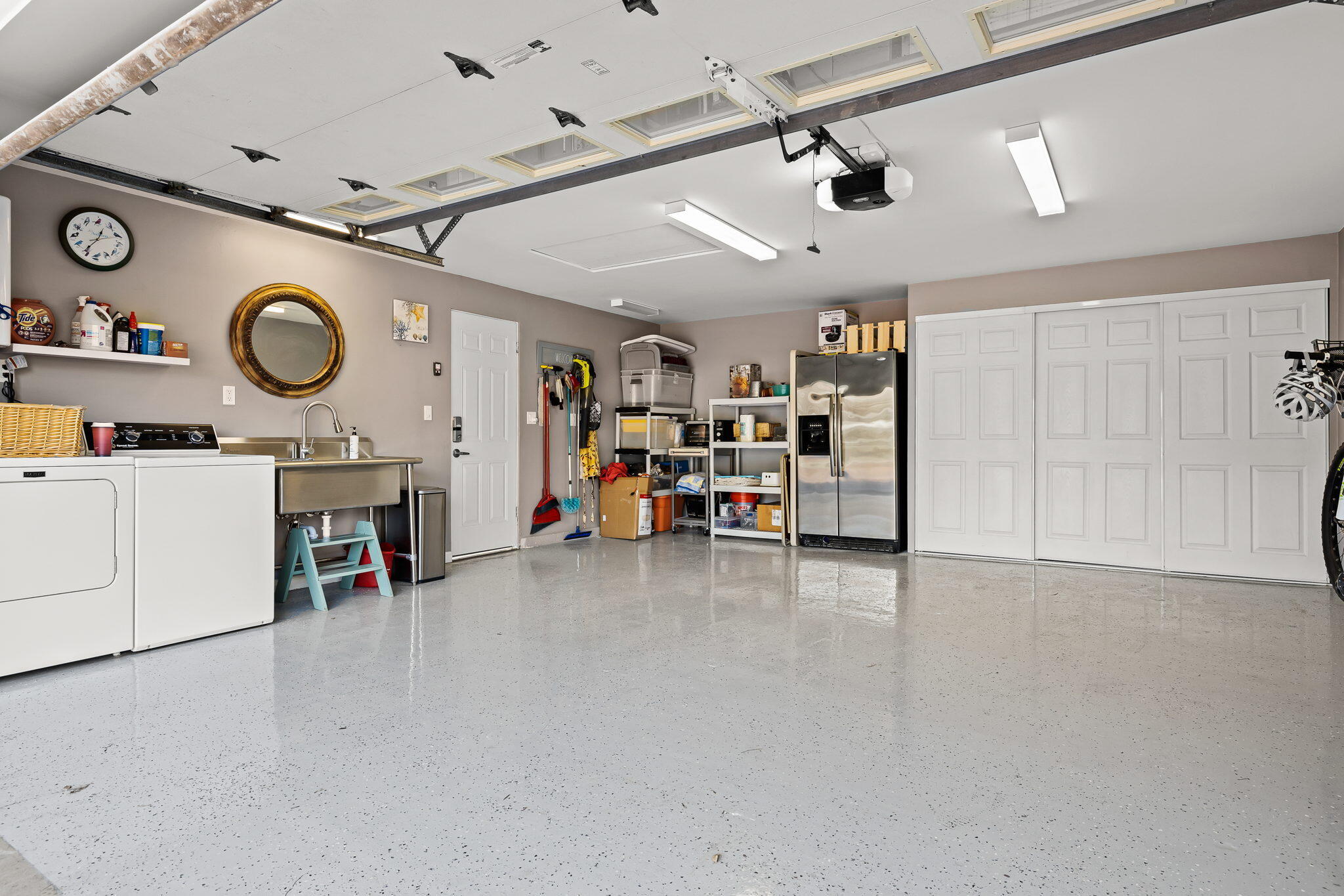 1330 La Manida Street Carpinteria, CA 93013 - Photo 32 of 35 48-web-or-mls-UpmarketMedia_1330LaMan-46