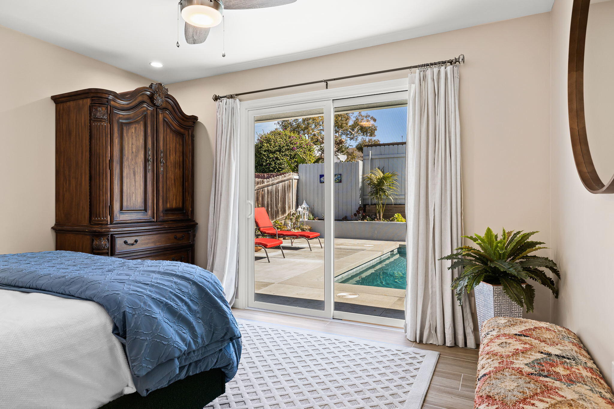 1330 La Manida Street Carpinteria, CA 93013 - Photo 10 of 35 29-web-or-mls-UpmarketMedia_1330LaMan-33