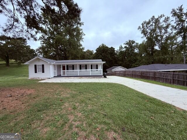 6790 Queen Mill Road Southeast Mableton, GA 30126 - Photo 6 of 27 Gallery Image 6