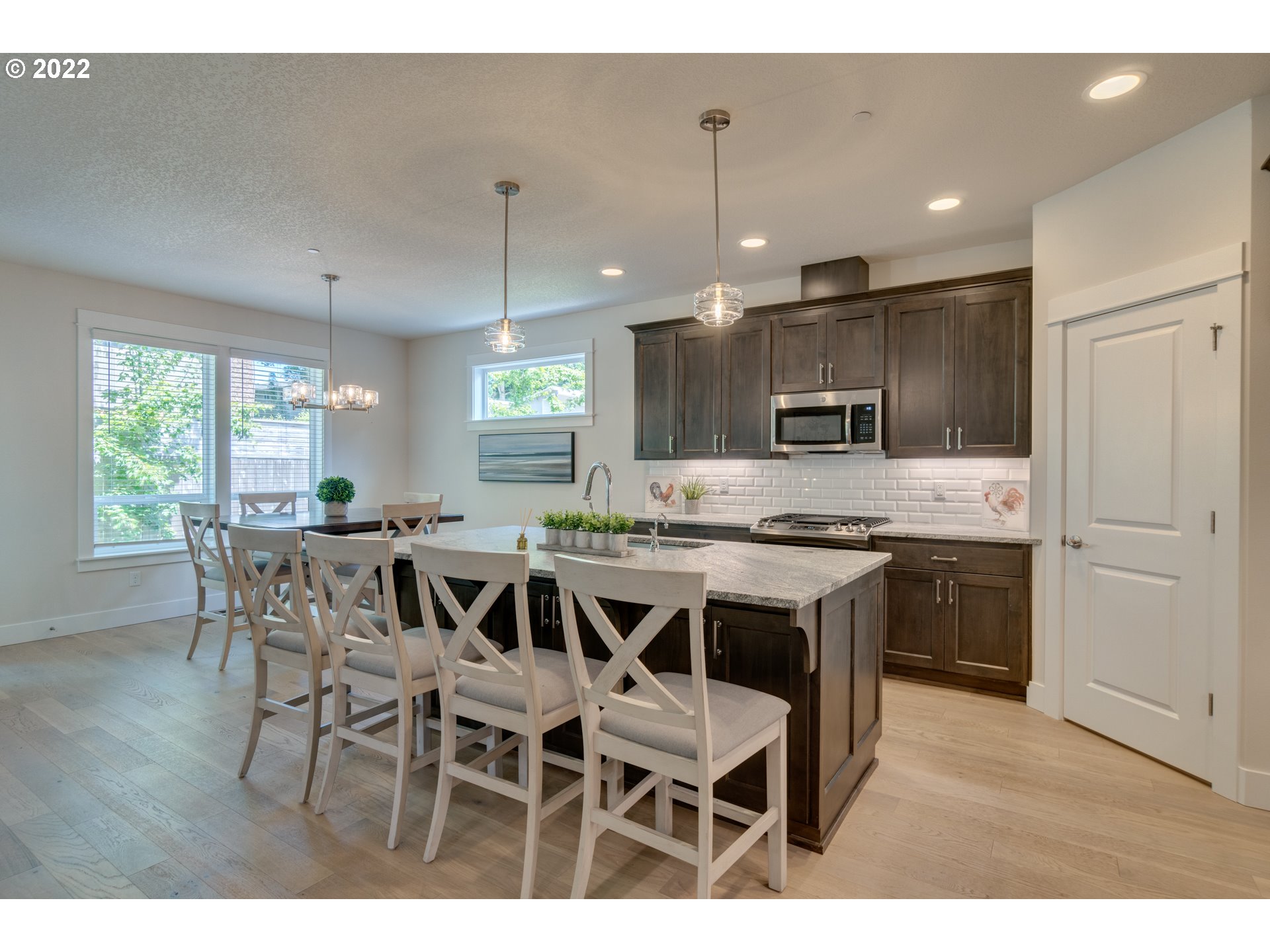 7459 Southwest Ruger Lane Portland, OR 97223 - Photo 13 of 30 Kitchen/Nook