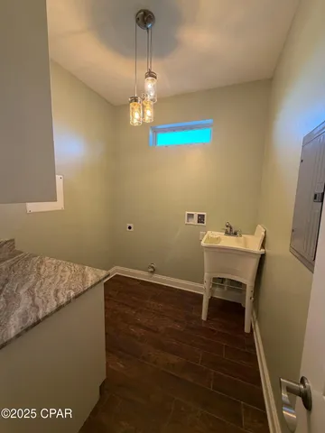 $3,100 | 4528 Tropical Drive, Panama City, FL 32404