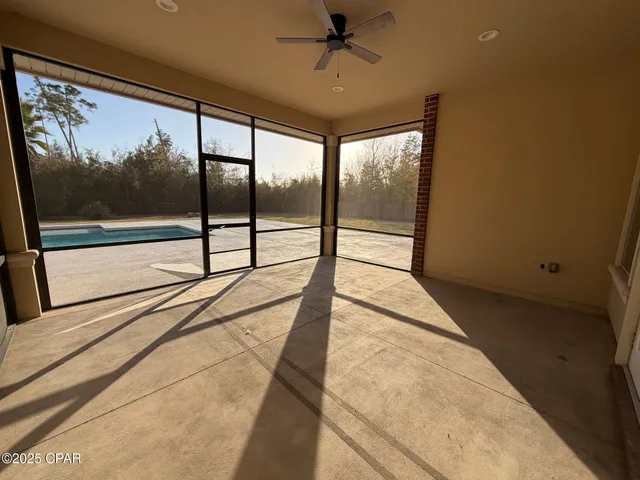 $3,100 | 4528 Tropical Drive, Panama City, FL 32404