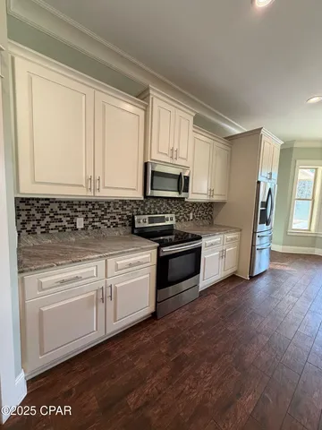 $3,100 | 4528 Tropical Drive, Panama City, FL 32404