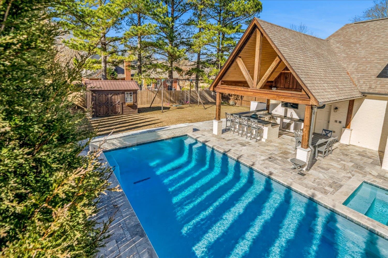 431 Peterson Lake Road Collierville, TN 38017 - Photo 2 of 40