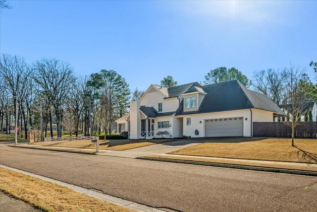 $795,000 | 431 Peterson Lake Road, Collierville, TN 38017