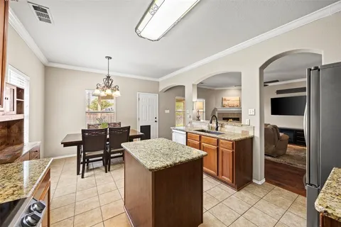 $365,000 | 420 Goldstone Lane, Fort Worth, TX 76131