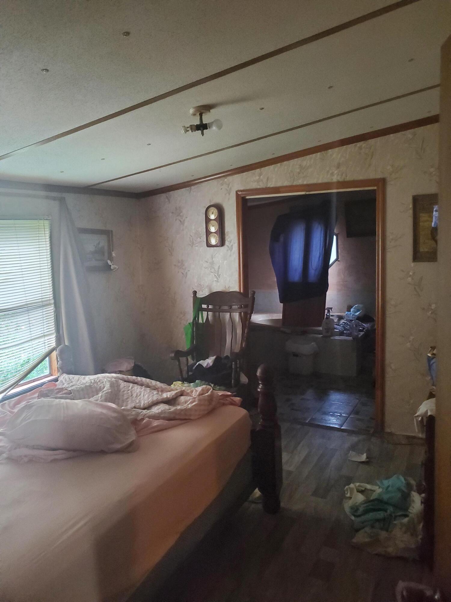 5821 Old Jacksonboro Road Ravenel, SC 29470 - Photo 10 of 10 20230926_151106