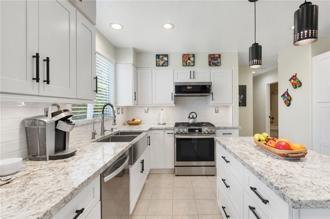 737 Beverly Road Corona, CA 92879 - Photo 10 of 45 Gallery Image 10