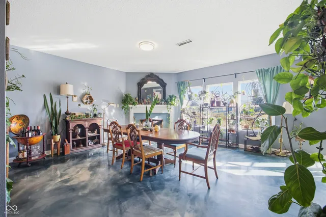 $362,500 | 15158 Radiance Drive, Noblesville, IN 46060