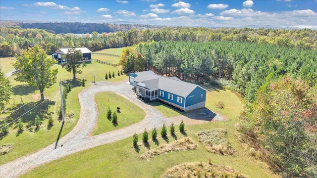 $554,000 | 514 Oakshire Lane, Wirtz, VA 24184