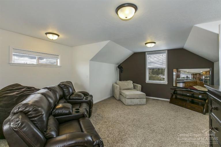 226 Northwest Saddle Ridge Loop Prineville, OR 97754 - Photo 13 of 17 Additional Photo
