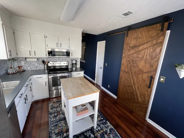 $2,800 | 2916 Delta Queen Drive, Nashville, TN 37214