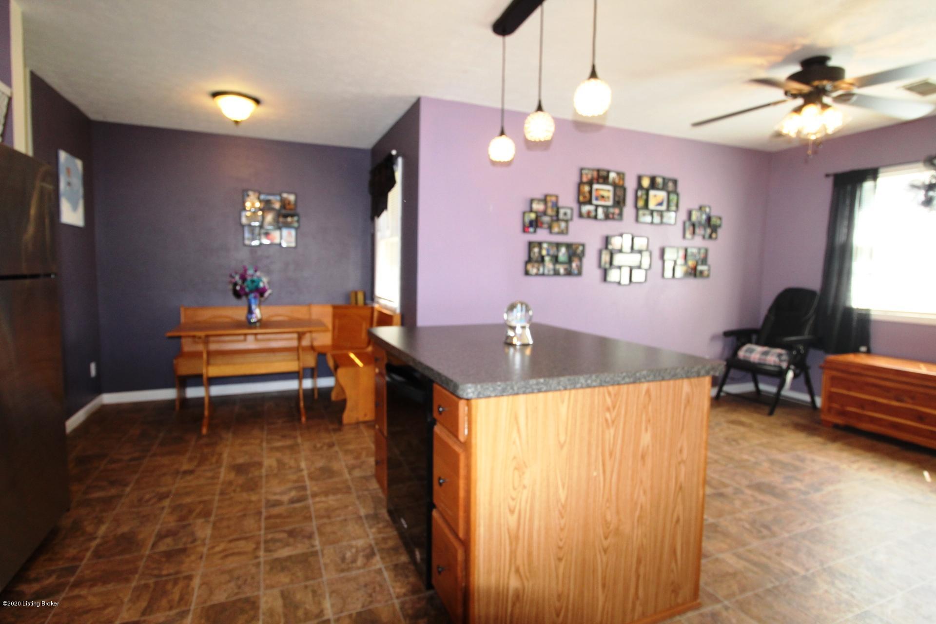 6706 Barbrook Road Louisville, KY 40258 - Photo 24 of 41 IMG_2042