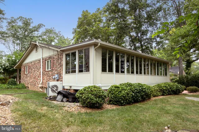 $555,000 | 120 Armstrong Place, Winchester, VA 22602