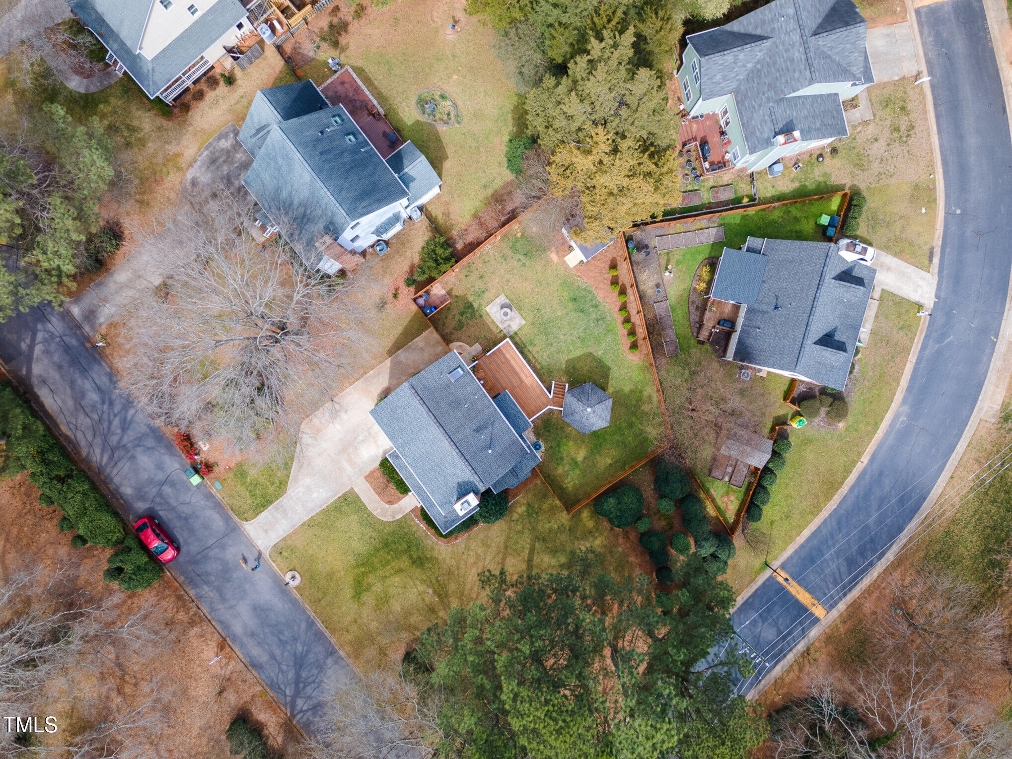 1313 Glencastle Way Raleigh, NC 27606 - Photo 28 of 34 030_dji_0003-edit_113