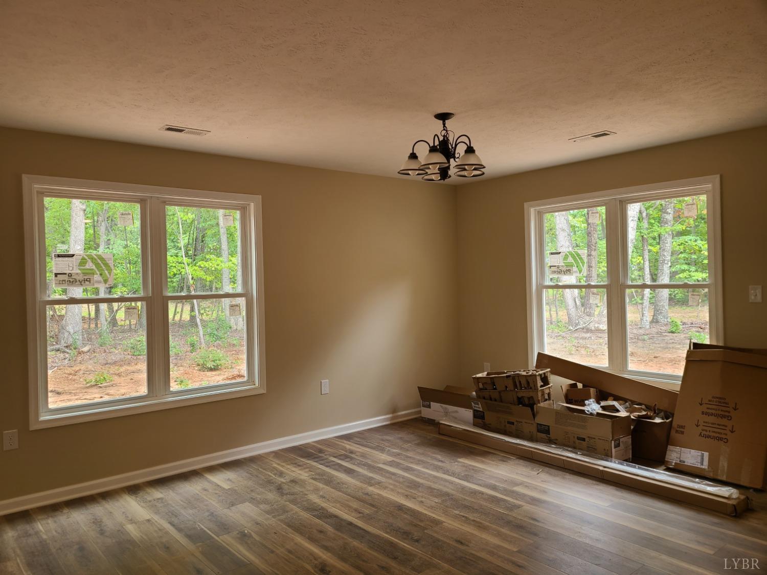 2375 Stonewall Road Concord, VA 24538 - Photo 5 of 13 a view of a room with gym equipment