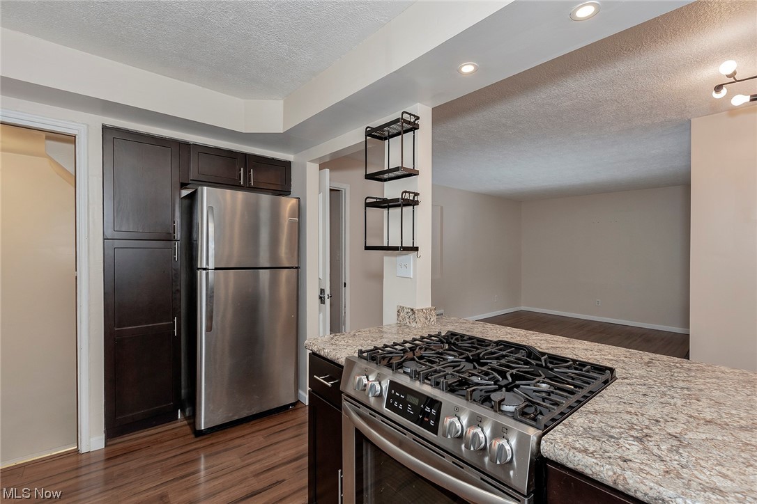 15309 Rockside Road Maple Heights, OH 44137 - Photo 10 of 26