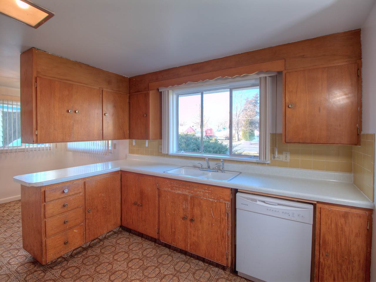 526 30 Road Grand Junction, CO 81504 - Photo 8 of 30 Gallery Image 8