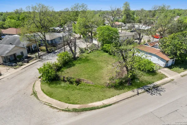 $44,444 | 105 Shiner Street, San Antonio, TX 78207