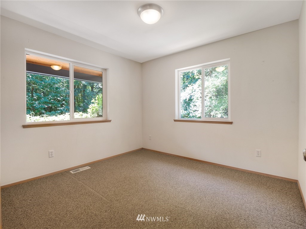 6238 Libby Road Northeast Olympia, WA 98506 - Photo 17 of 36 Gallery Image 17