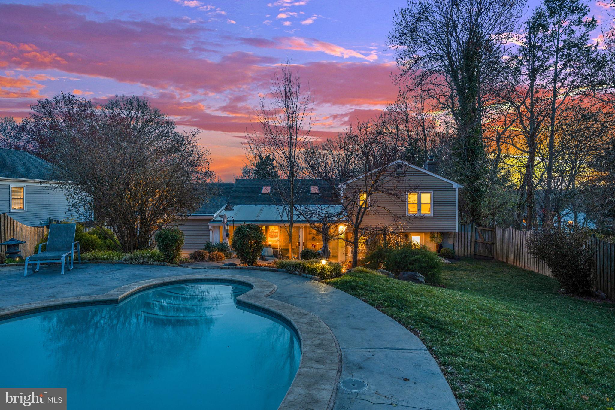1831 Quartet Circle Vienna, VA 22182 - Photo 52 of 60 a view of a backyard