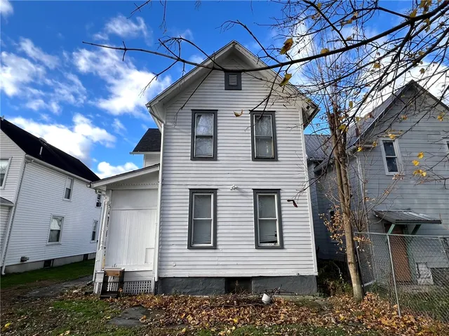 $1,250 | 411 Herrick Street, Elmira, NY 14904