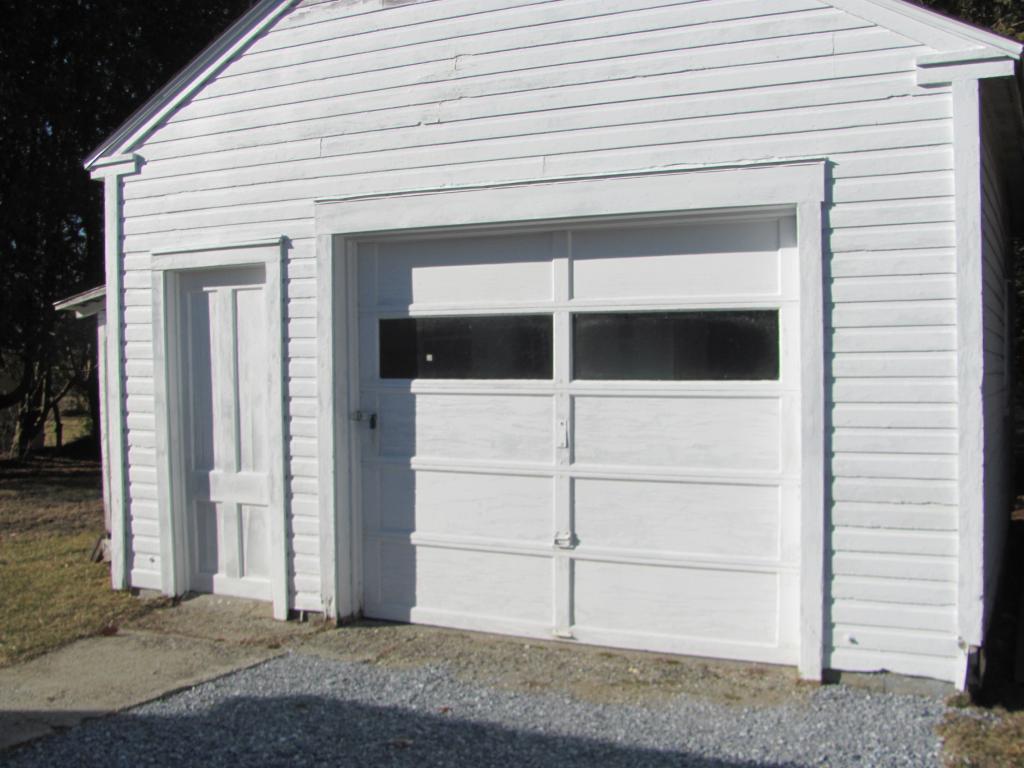 35 Field Avenue Rutland, VT 05701 - Photo 3 of 22 Gallery Image 3