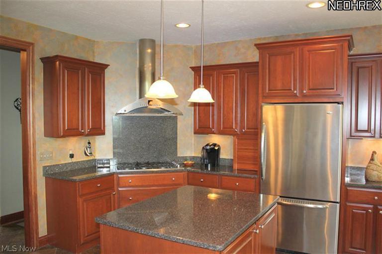 12375 Falcon Ridge Road Chesterland, OH 44026 - Photo 9 of 25 Gallery Image 9