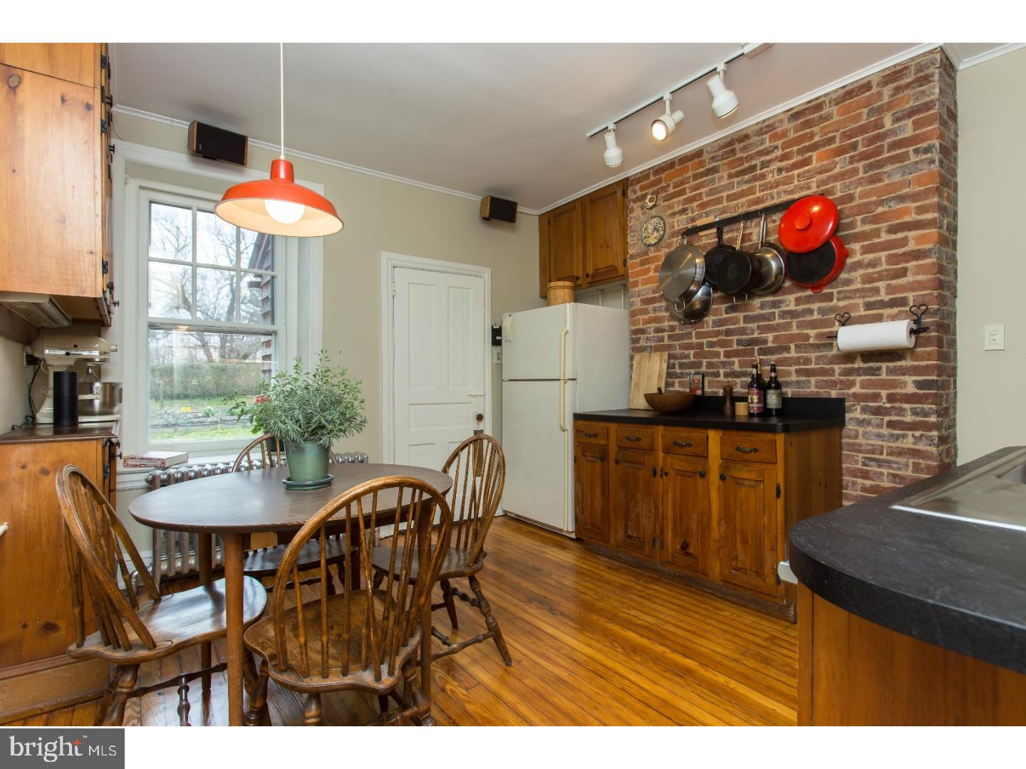 409 Woodward Road Media, PA 19063 - Photo 11 of 25 Kitchen