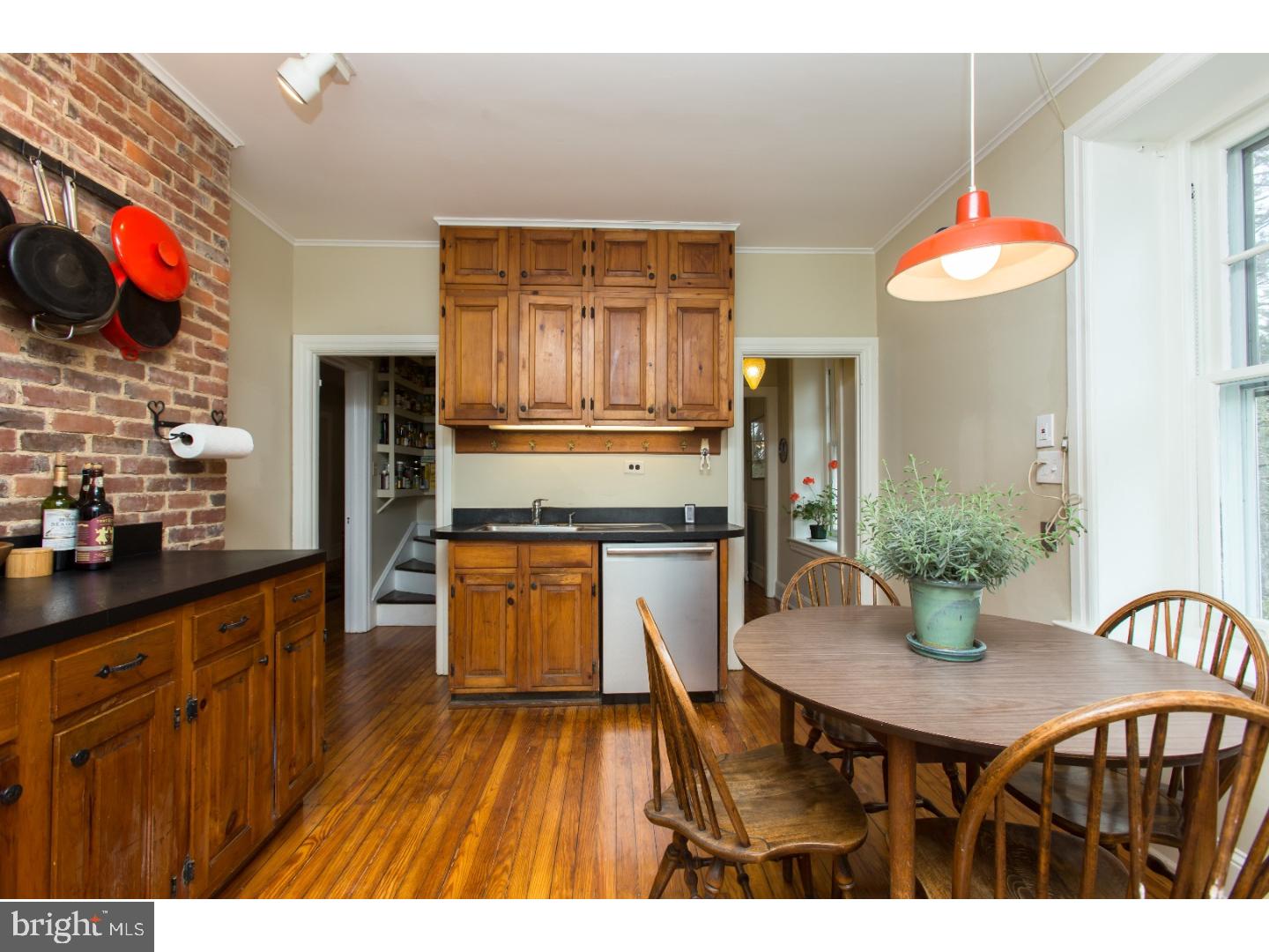 409 Woodward Road Media, PA 19063 - Photo 12 of 25 Kitchen