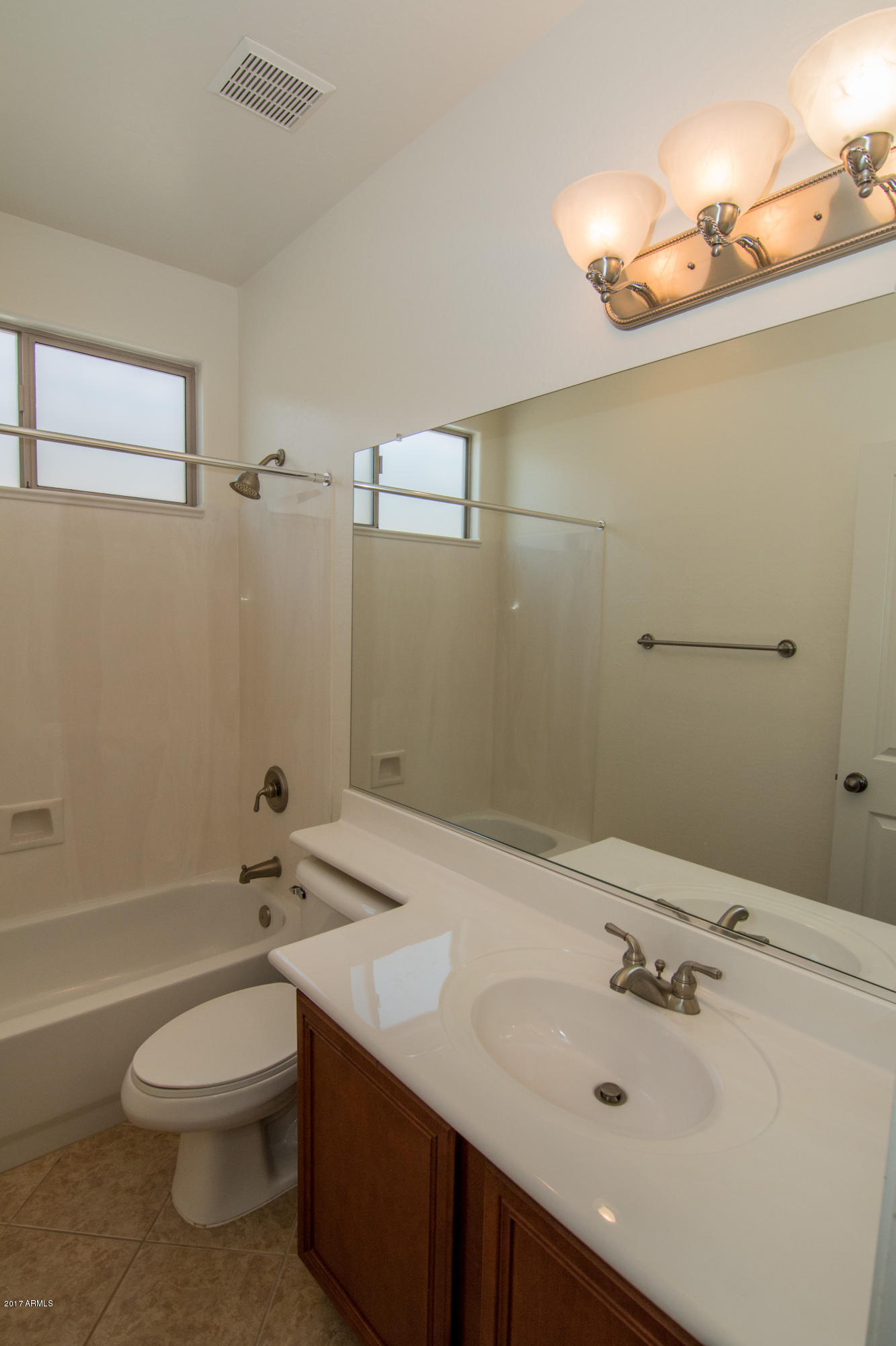 3424 West Florimond Road Phoenix, AZ 85086 - Photo 9 of 20 IMG_1179-16