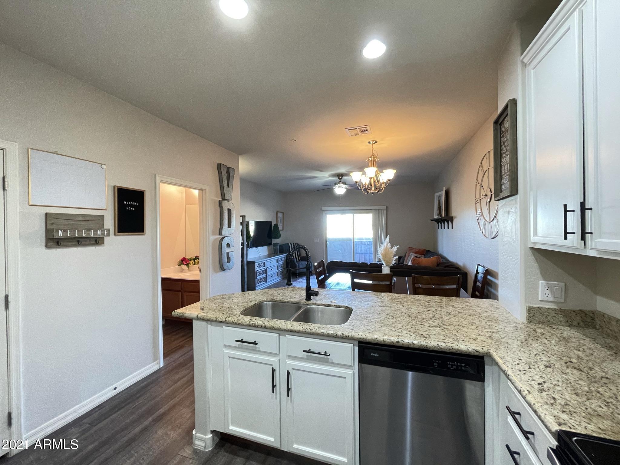 7726 East Baseline Road, Unit 153 Mesa, AZ 85209 - Photo 5 of 32 Kitchen