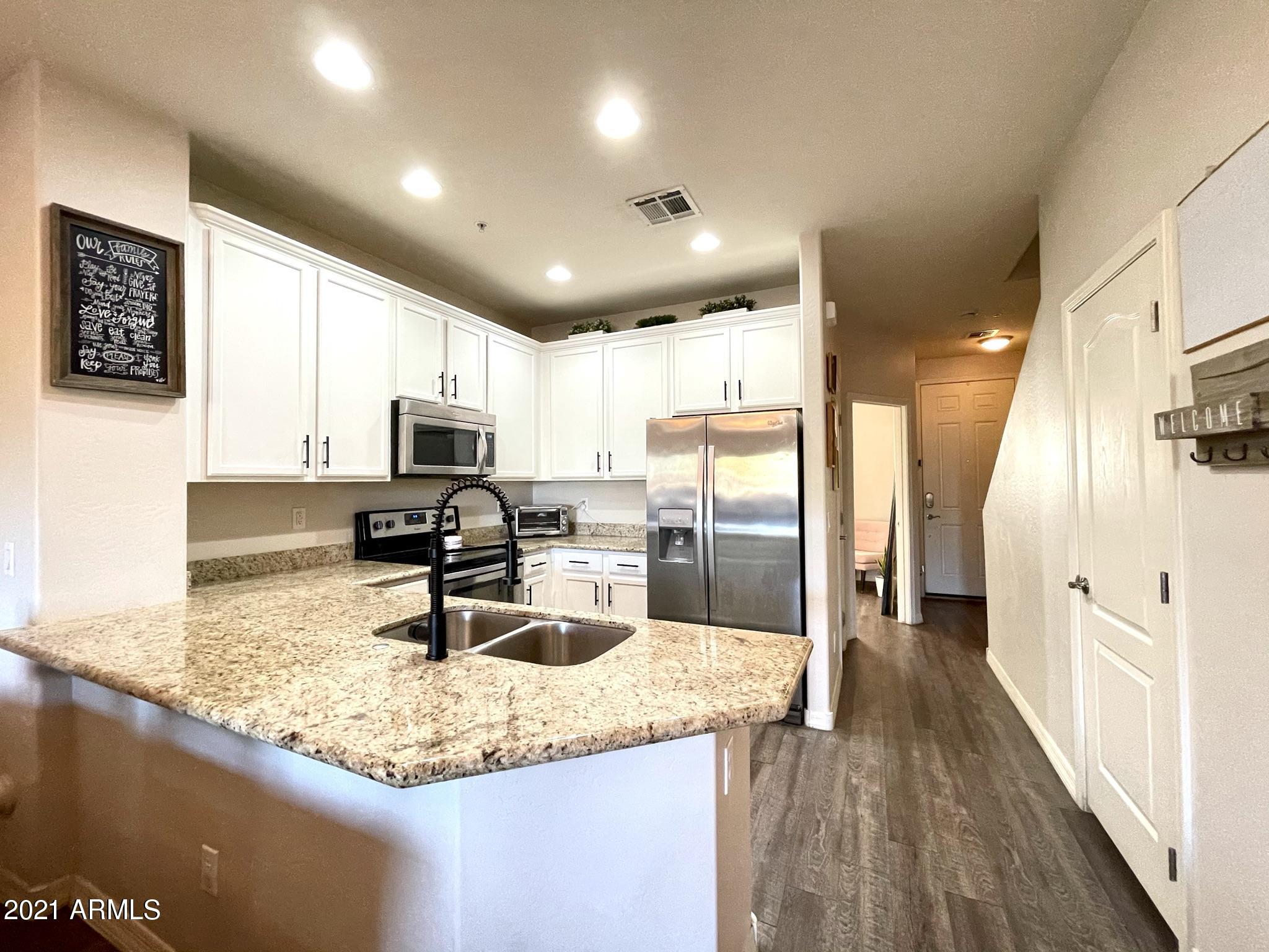 7726 East Baseline Road, Unit 153 Mesa, AZ 85209 - Photo 7 of 32 Kitchen