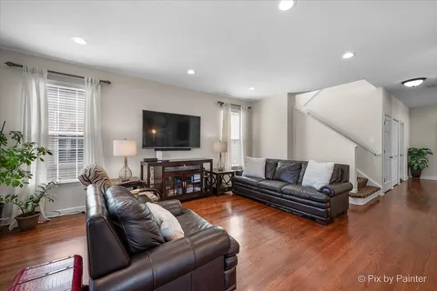 $589,900 | 1124 Amelia Court, Indian Creek, IL 60061