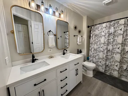 $599,000 | 1124 Amelia Court, Indian Creek, IL 60061