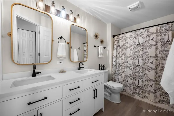 $589,900 | 1124 Amelia Court, Indian Creek, IL 60061