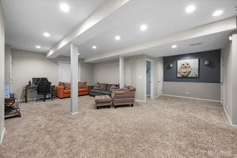 $589,900 | 1124 Amelia Court, Indian Creek, IL 60061