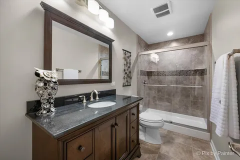 $589,900 | 1124 Amelia Court, Indian Creek, IL 60061