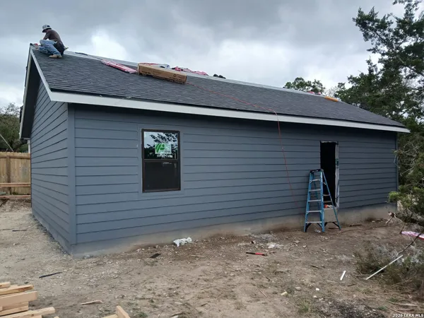 $1,650 | 270 Ridgerock Drive, Canyon Lake, TX 78133