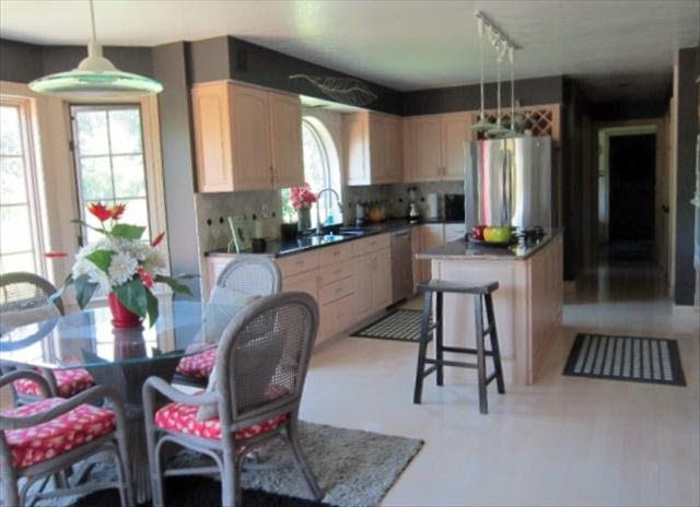 2687 Nadeau Road Monroe, MI 48162 - Photo 15 of 20 Kitchen