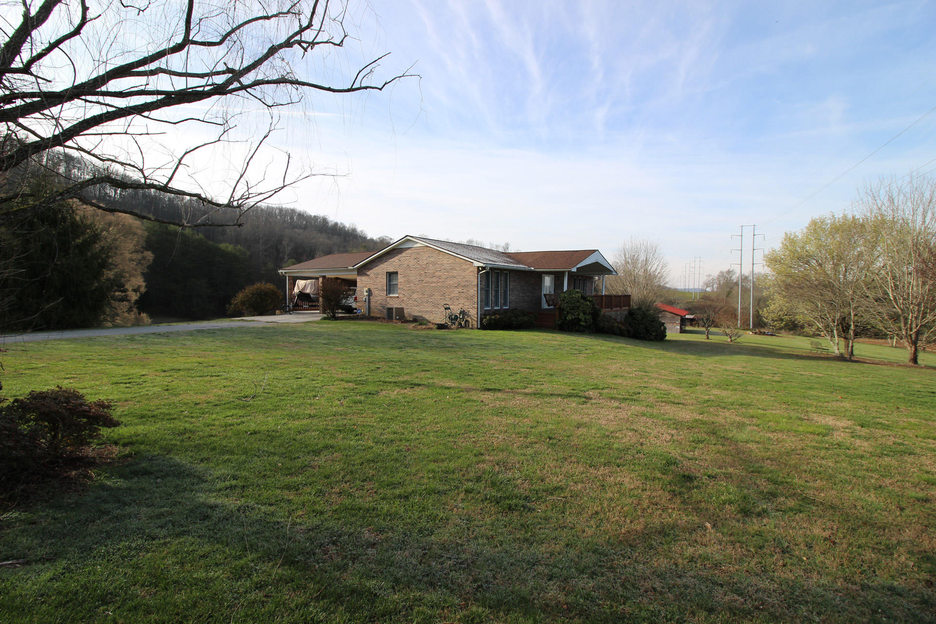 150 Brian Lane Clinton, TN 37716 - Photo 2 of 37 IMG_4693