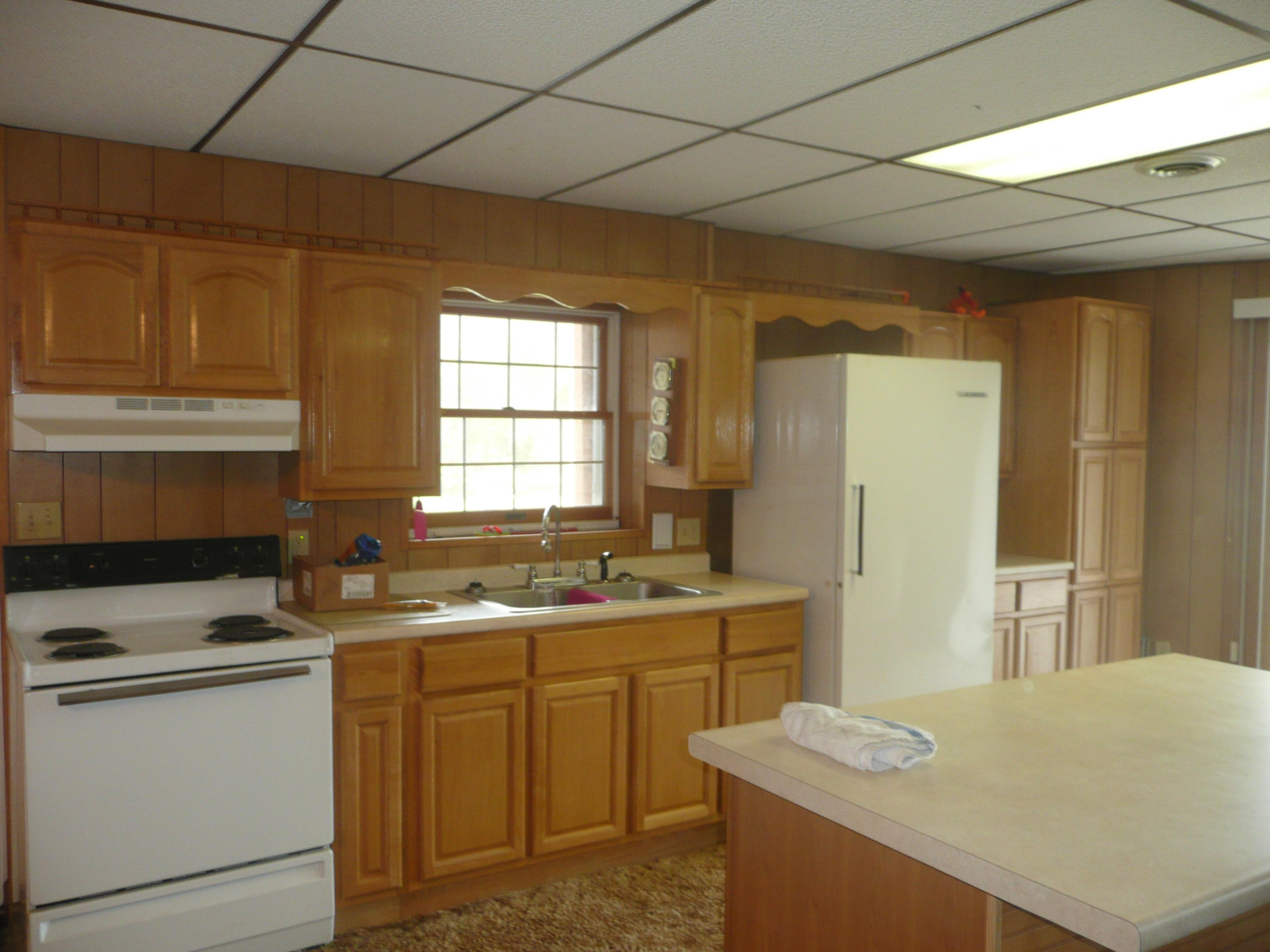 150 Brian Lane Clinton, TN 37716 - Photo 24 of 37 2008-06-28 22.32.49