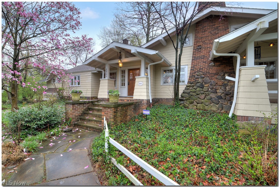 2900 East Overlook Road Cleveland, OH 44118 - Photo 2 of 35 Gallery Image 2