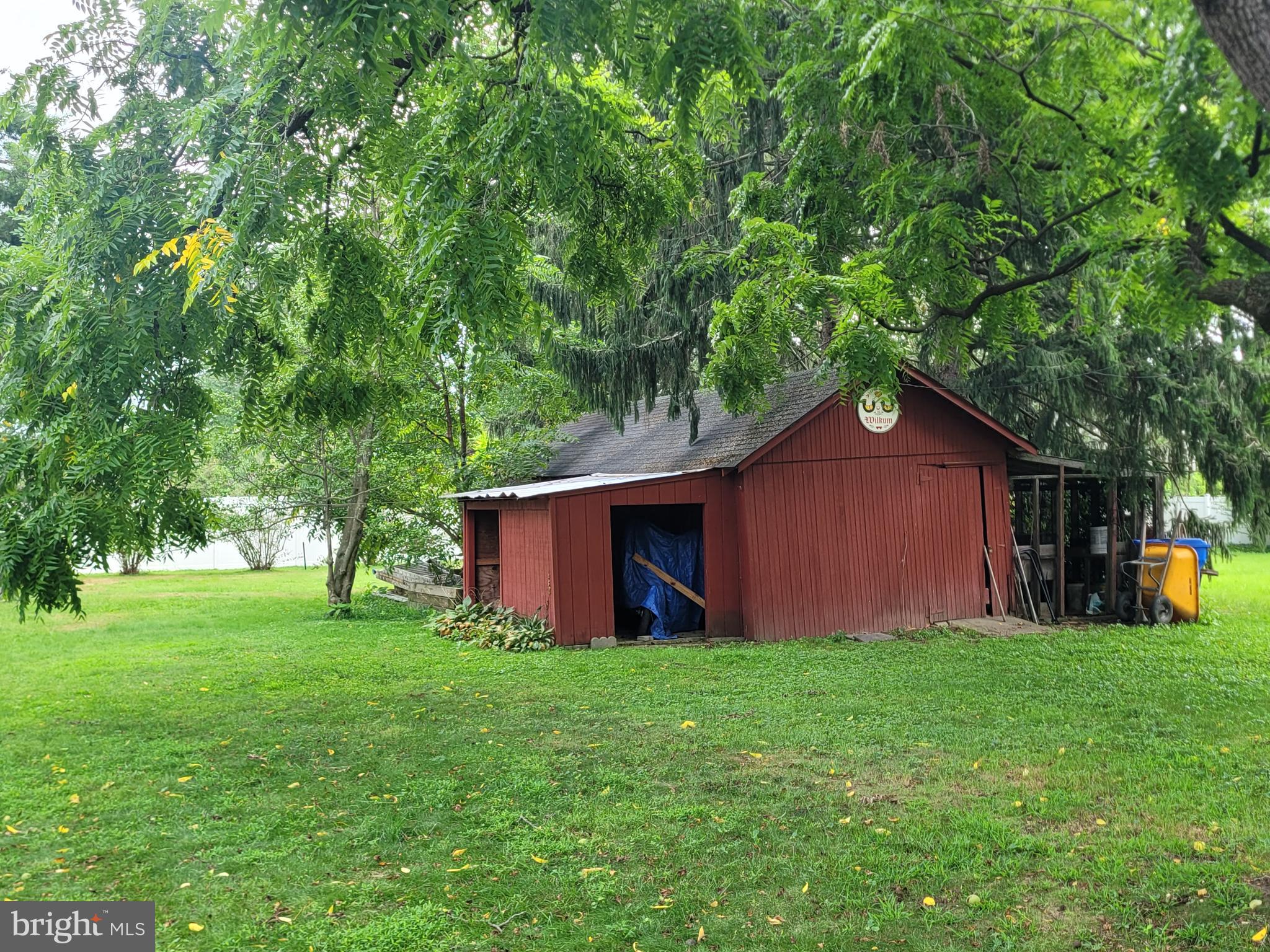 61 South Maple Avenue Marlton, NJ 08053 - Photo 2 of 2 a backyard of a house with lots of green space