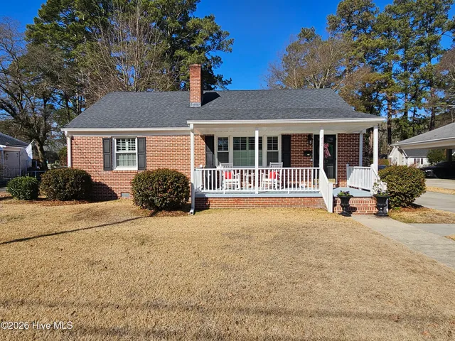$195,000 | 417 East Powell Street, Clinton, NC 28328