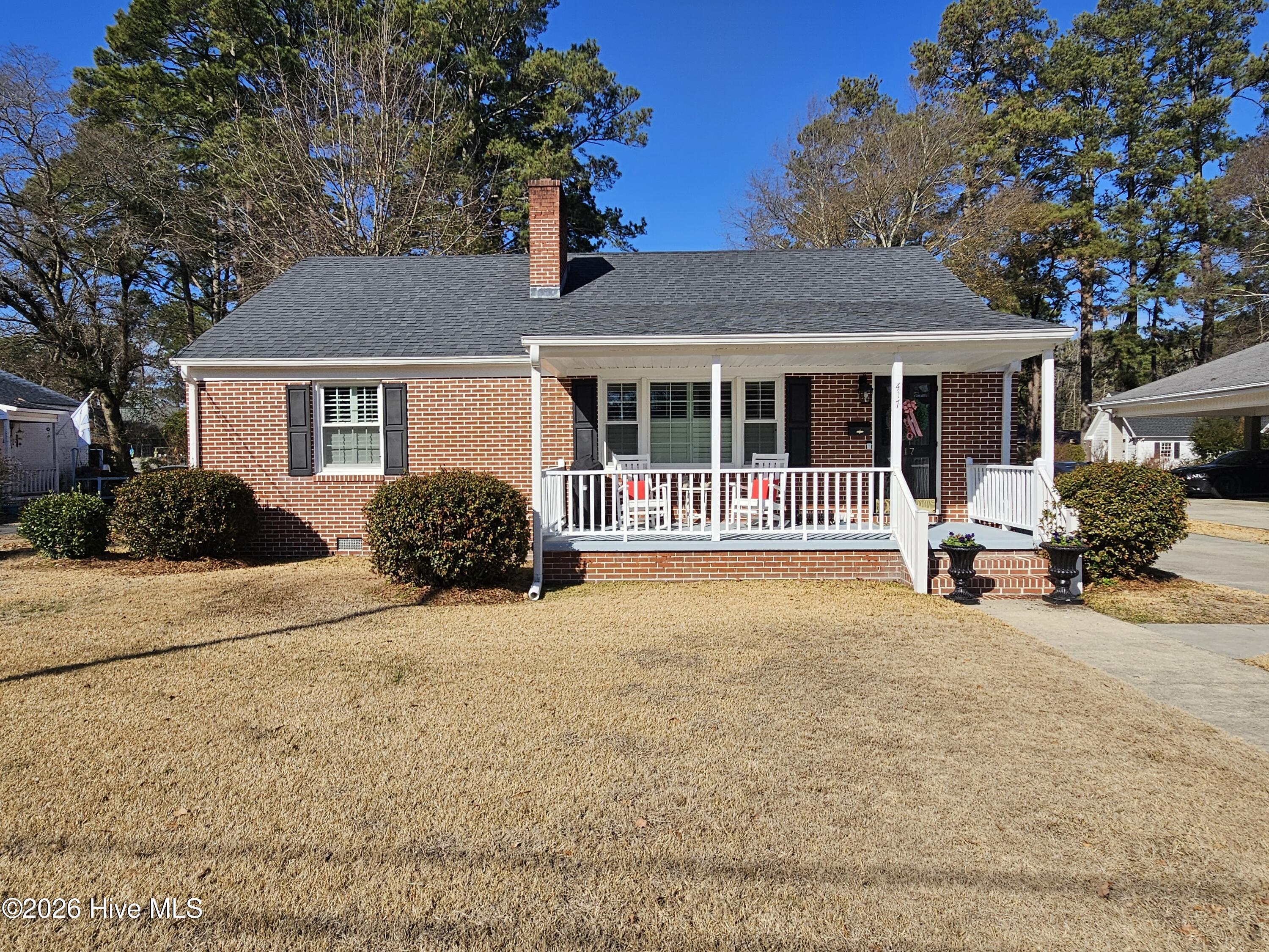 417 East Powell Street Clinton, NC 28328 - Photo 1 of 17 417 E Powell Street