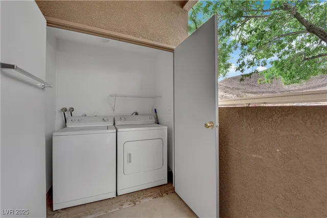 $199,975 | 231 West Horizon Ridge Parkway, Unit 1313, Henderson, NV 89012