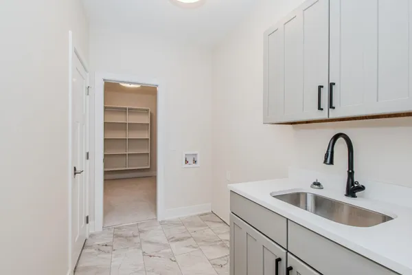 $785,276 | 4201 Duck Drive, Ann Arbor, MI 48103